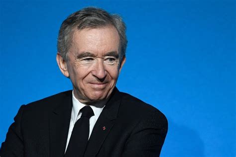 bernard arnault how much money.